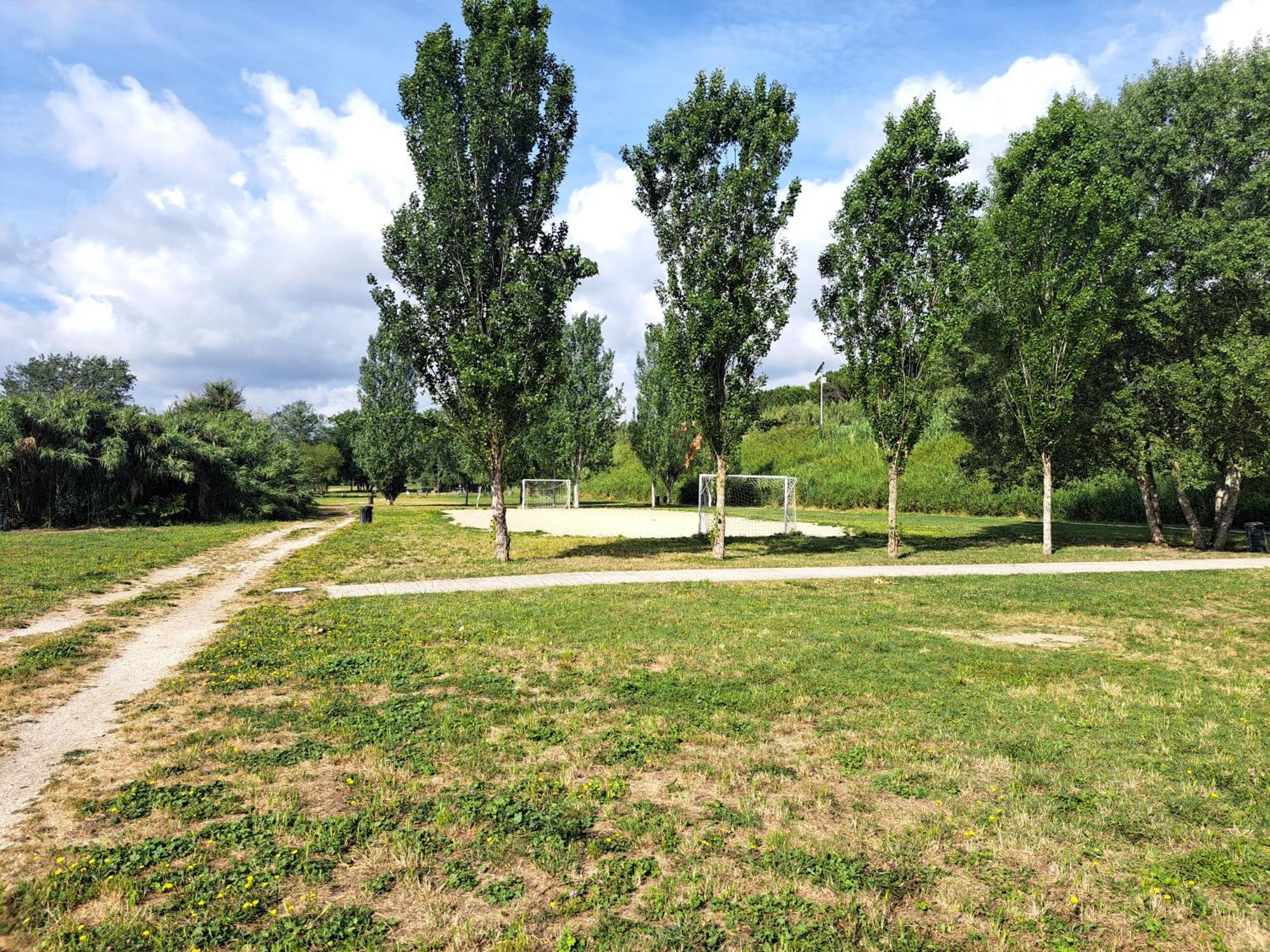 Lacasadirosa Rom